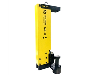 TAX-10 self-propelled clamp